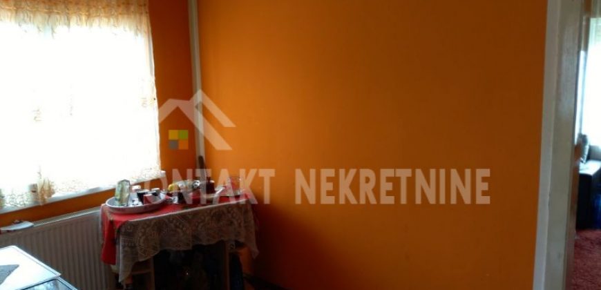 KUĆA U RUMI