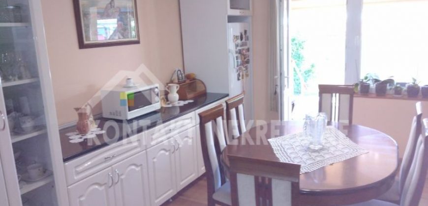 KUĆA SA POTKROVLJEM U BANJI VRDNIK