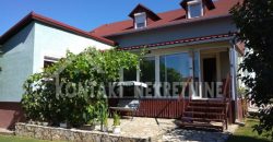 KUĆA SA POTKROVLJEM U BANJI VRDNIK