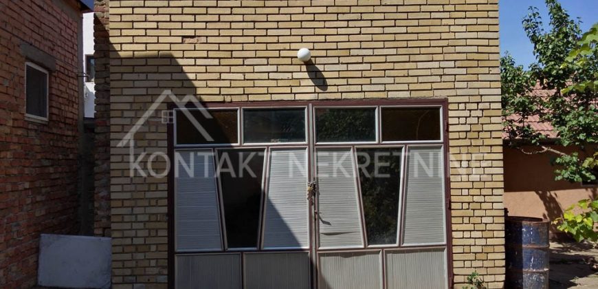 Kuća Na Sprat U Najlepšem Delu Rume