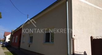 Kompletno Renovirana Prizemna Kuća