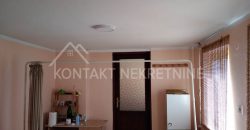 Kompletno Renovirana Prizemna Kuća