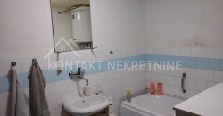 Kompletno Renovirana Prizemna Kuća