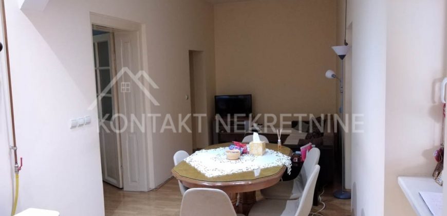 Kompletno Renovirana Prizemna Kuća