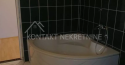 Prostrana Kuća U Istočnom Delu Rume
