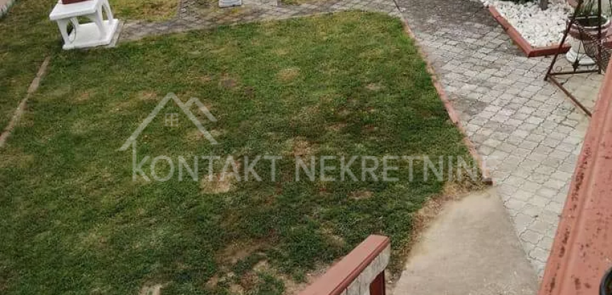 Prostrana Kuća U Istočnom Delu Rume