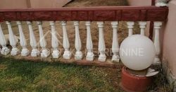 Prostrana Kuća U Istočnom Delu Rume