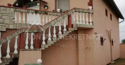 Prostrana Kuća U Istočnom Delu Rume