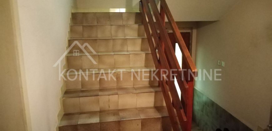Kuća sa potkrovljem