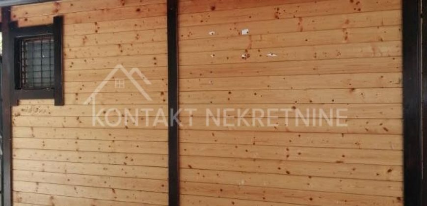 KIOSK KOD MALOG PARKA