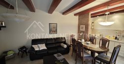 Renovirana Kuća U Nikincima