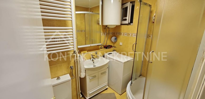 Renoviran Stan U Naselju Tivol – 67m², Odmah Useljiv!