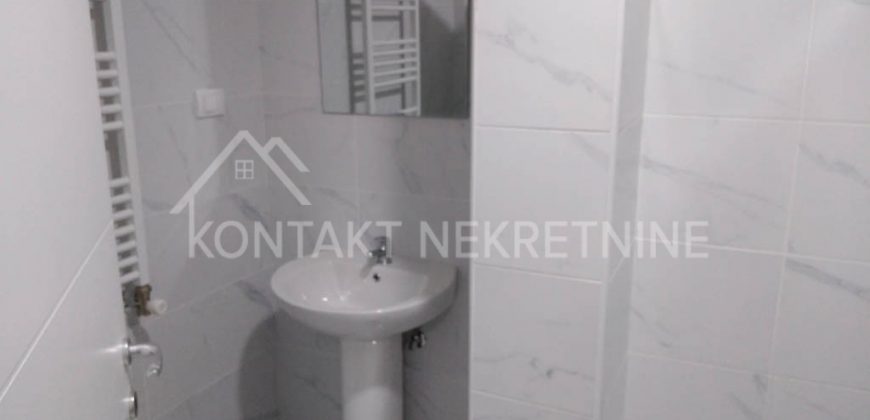 Nov Dvosoban Stan U Prizemlju – Centar Rume
