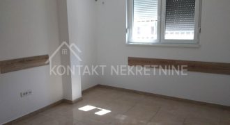 Nov Dvosoban Stan U Prizemlju – Centar Rume
