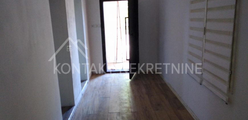 STAMBENO POSLOVNI PROSTOR U CENTRU KRALJEVACA