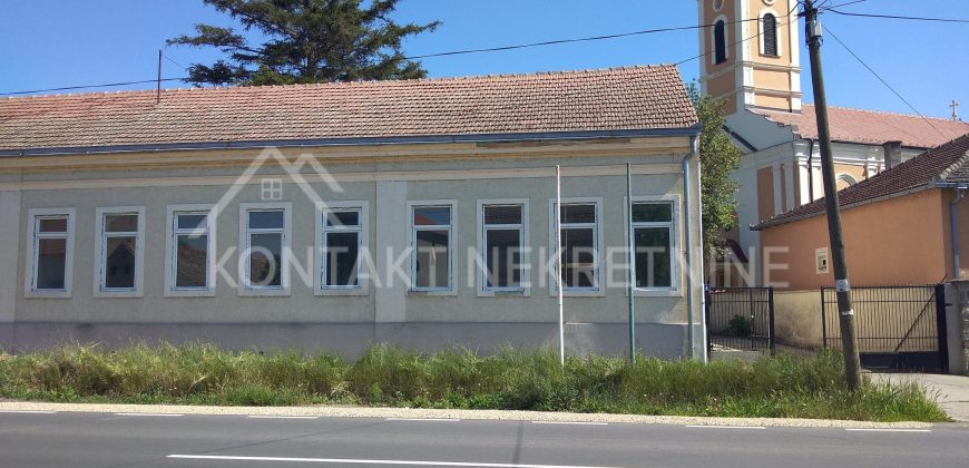 STAMBENO POSLOVNI PROSTOR U CENTRU KRALJEVACA