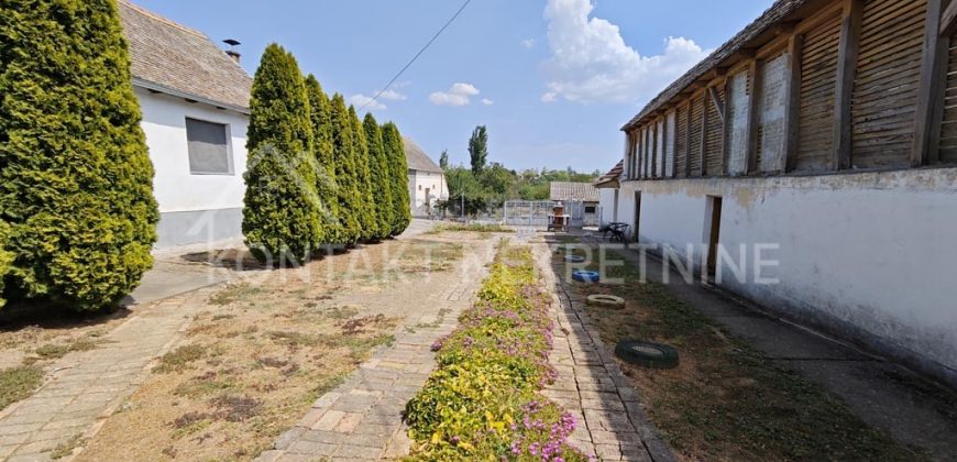 Seosko Domaćinsto U Stejanovcima Prodaja/Zamena