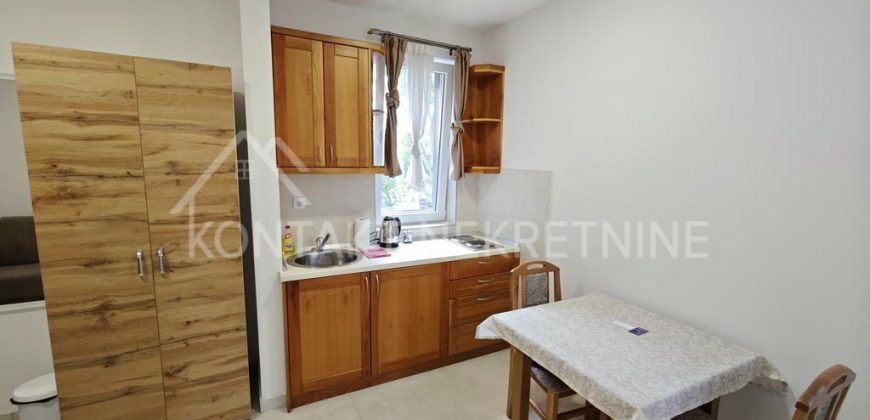 Na Prodaju Apartmani Sa Bazenom U Vrdniku