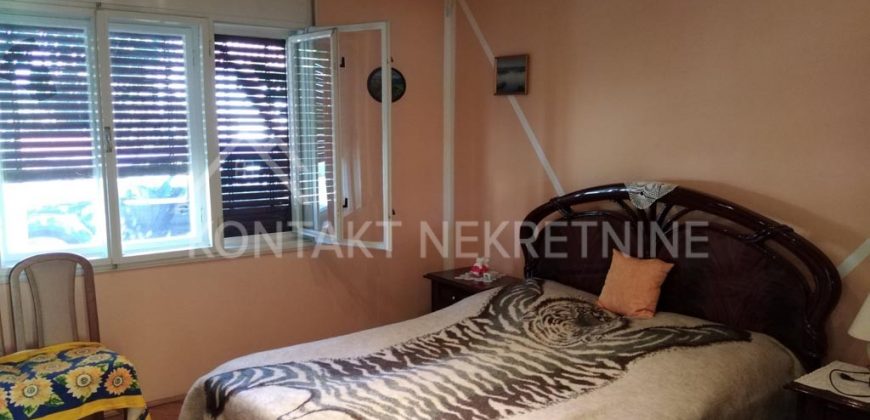 Prizemna Kuća U Rumi (73m²)