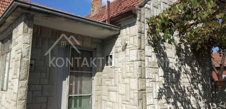 Prizemna Kuća U Rumi (73m²)