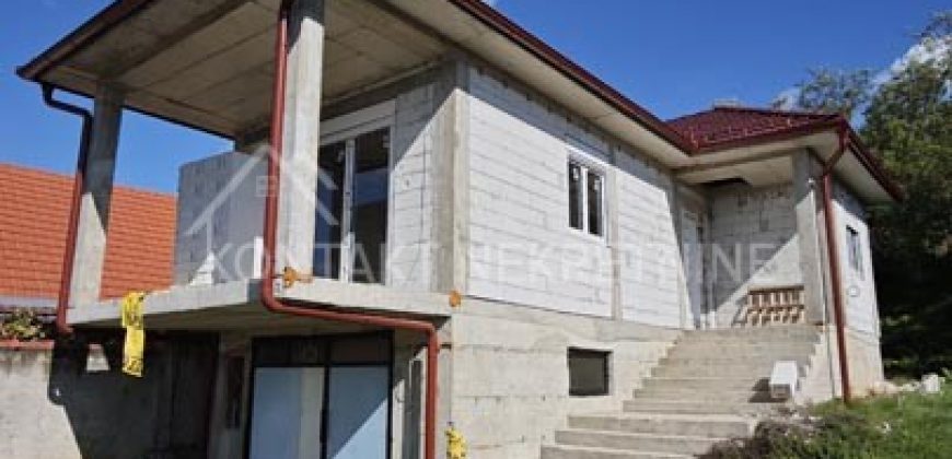 Na Prodaju Dvosobna Kuća U Izgradnji – Irig