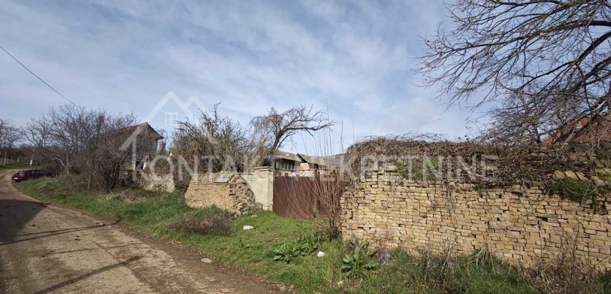 Odlična Prilika – Građevinski Plac U Blizini Crkve | Jazak