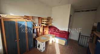 Poslovni Prostor U Centru Rume – 50 m² U Dva Nivoa