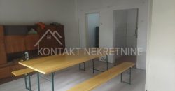 Porodična Kuća 180 m² – Odlična Lokacija, Uveden Gas