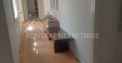 Porodična Kuća 180 m² – Odlična Lokacija, Uveden Gas