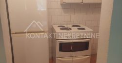Porodična Kuća 180 m² – Odlična Lokacija, Uveden Gas
