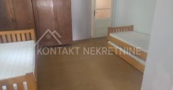Porodična Kuća 180 m² – Odlična Lokacija, Uveden Gas