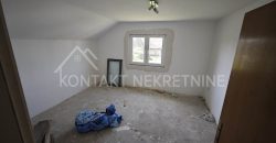 Prostrana Porodična Kuća Sa Dvorištem – Donji Petrovci