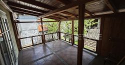 Porodična Kuća Sa Radionicom – Odlična Lokacija!