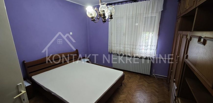 Porodična Kuća Za Izdavanje Sa Dvorištem – Miran Kraj Rume