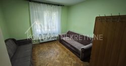Porodična Kuća Za Izdavanje Sa Dvorištem – Miran Kraj Rume
