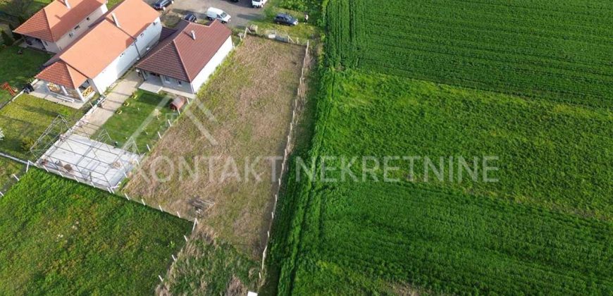Građevinsko Zemljište 6.5 Ari – Nasut I Ograđen Plac Kod Vrtića „Kockica“